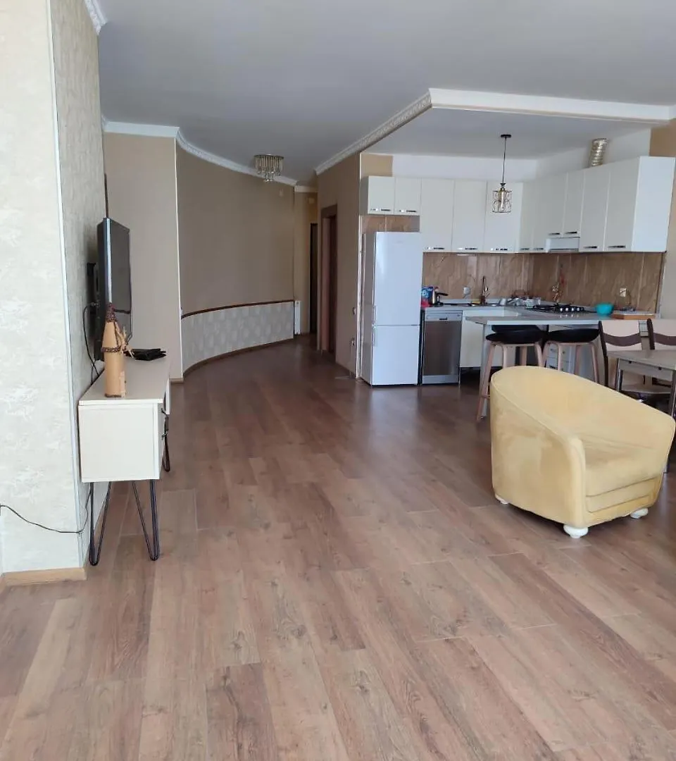 Appartamento Tawouer Star Batumi